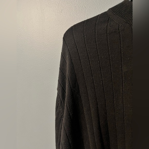 Modango Mens Black Sweater with Texture !! - Picture 4 of 8